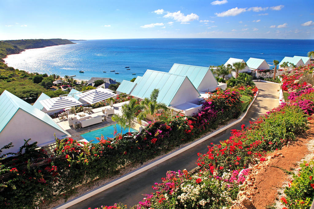Ceblue Villas The Valley Exterior photo