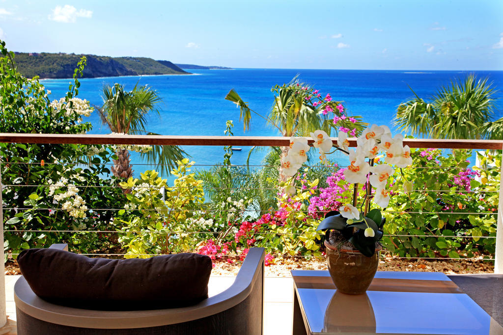 Ceblue Villas The Valley Exterior photo