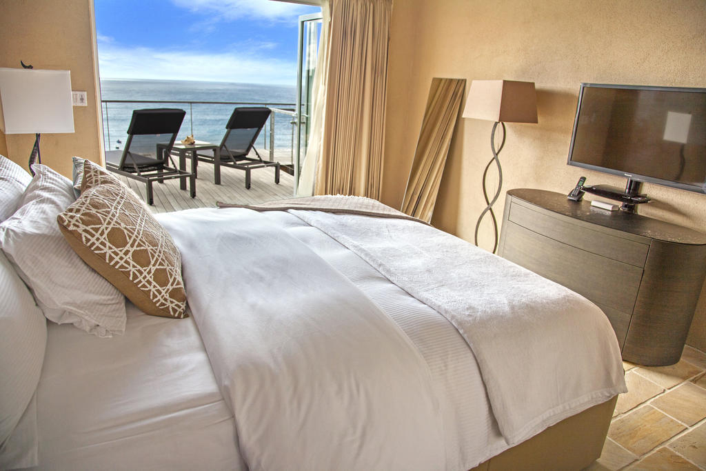 Ceblue Villas The Valley Room photo