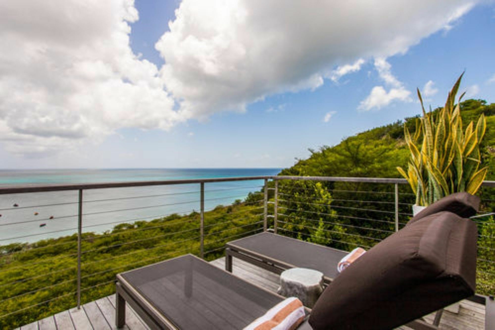 Ceblue Villas The Valley Exterior photo